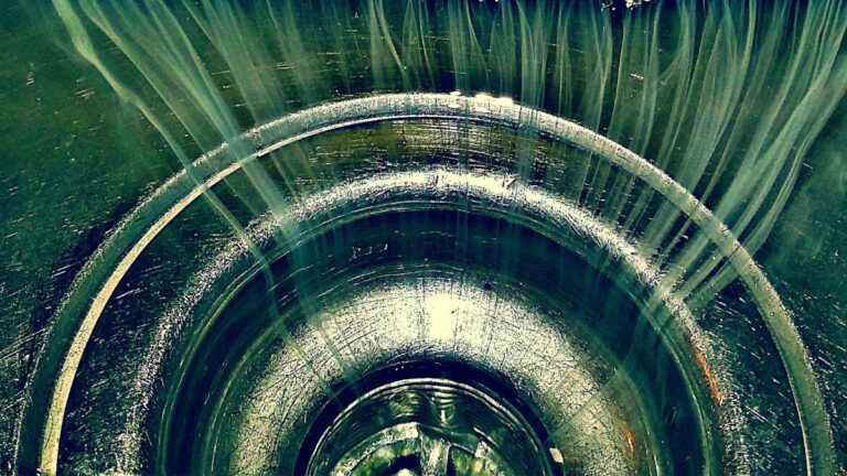 pouring-the-wrong-waste-down-the-sink-harms-cities