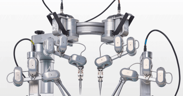 robot-achieves-world-first-in-super-microsurgery-trial