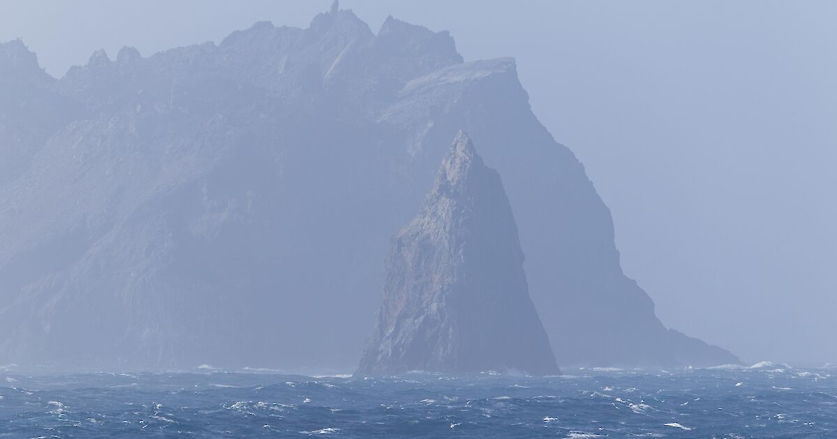 scientists-resume-research-on-heard-island-after-weather-delay-1