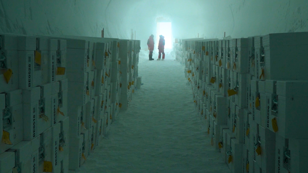 scientists-seal-ancient-ice-cores-in-antarctica-s-first-sanctuary