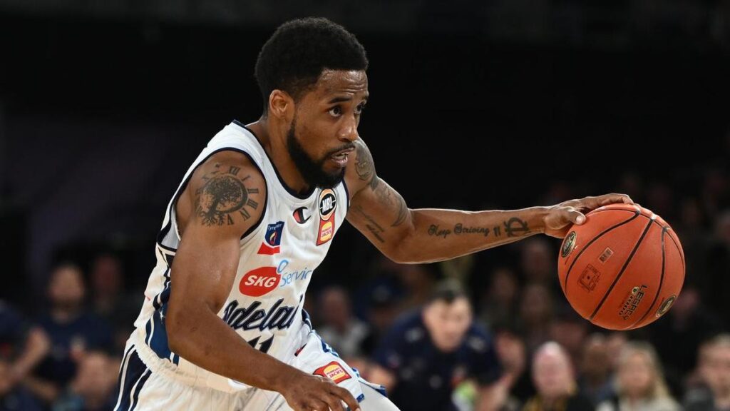 scuffle-erupts-as-36ers-crush-bullets-107-74-advance-to-ignite-cup-final