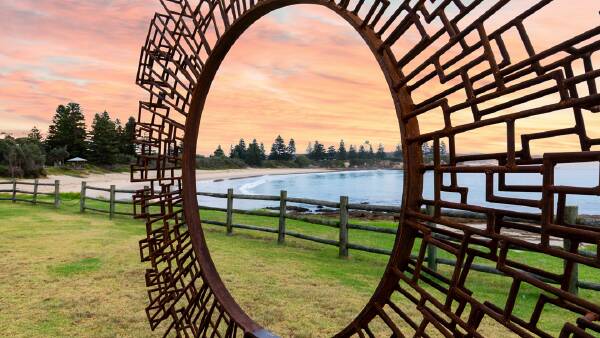 sculpture-bermagui-marks-20-years-of-artistic-resilience