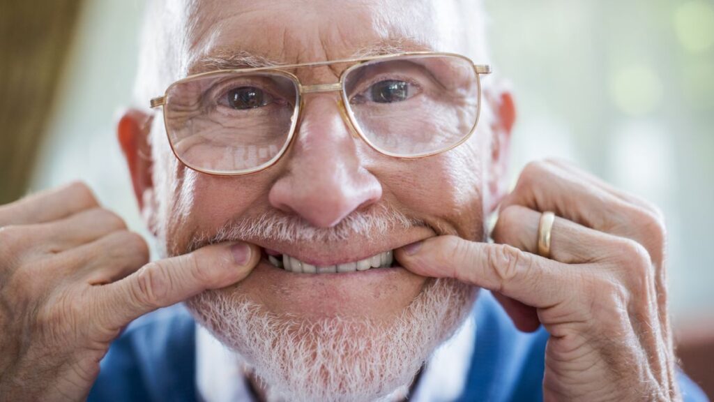 study-uncovers-genetic-factors-behind-superagers-resilience