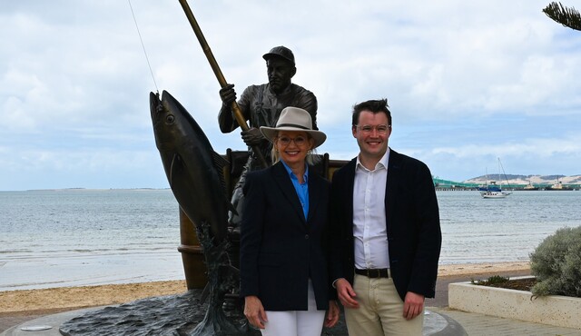 sussan-ley-engages-with-port-lincoln-community-during-visit