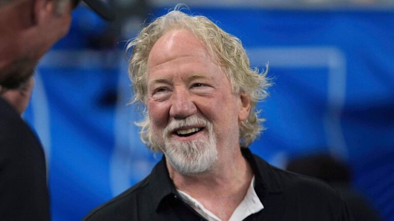 timothy-busfield-faces-arrest-warrant-for-child-sex-abuse-allegations