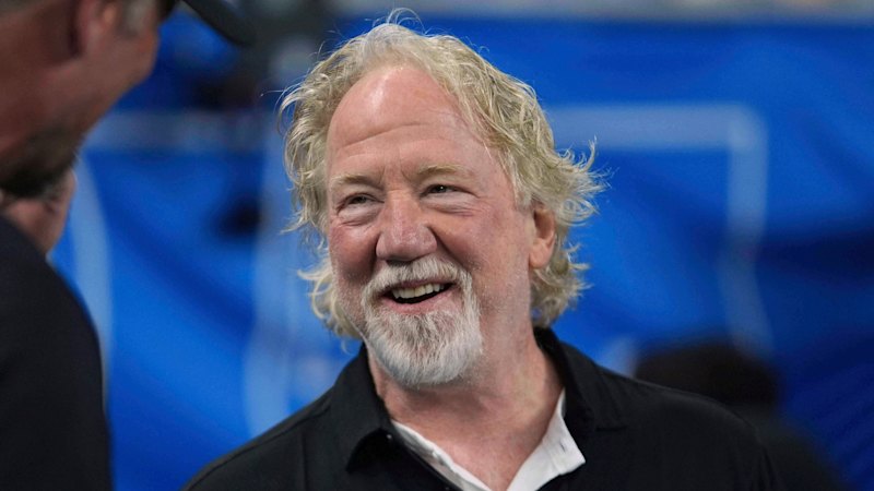 timothy-busfield-faces-arrest-warrant-for-child-sex-abuse-allegations