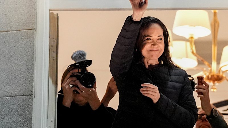 trump-s-decade-of-threats-leads-to-venezuelan-regime-change