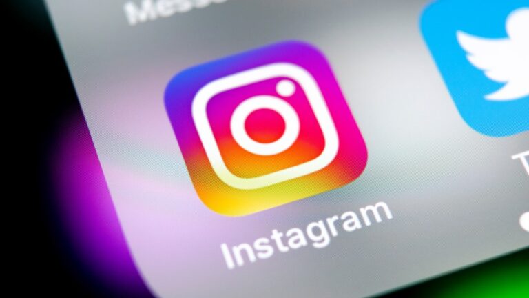 users-receive-unrequested-instagram-password-reset-emails-amid-confusion