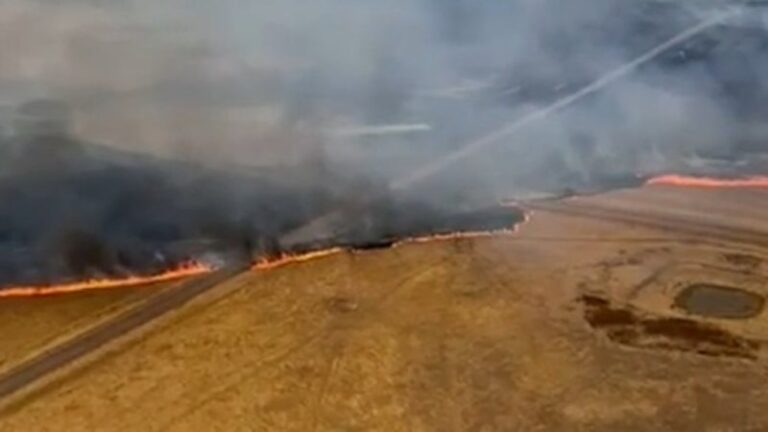 victoria-s-bushfire-emergency-downgraded-otways-blaze-update