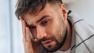 why-holiday-breaks-often-bring-illness-unpacking-the-science