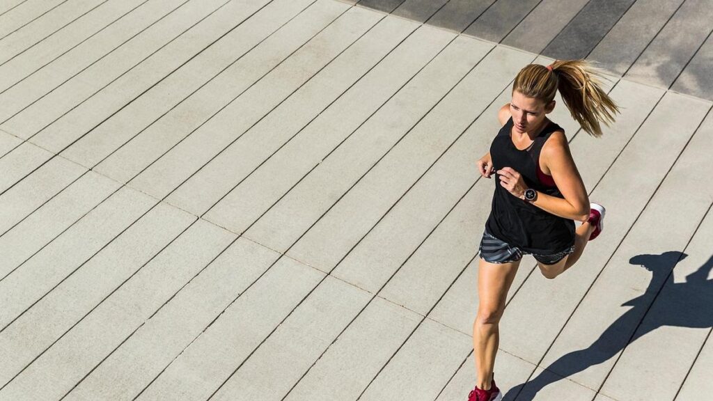 younger-generations-embrace-skin-baring-workout-attire