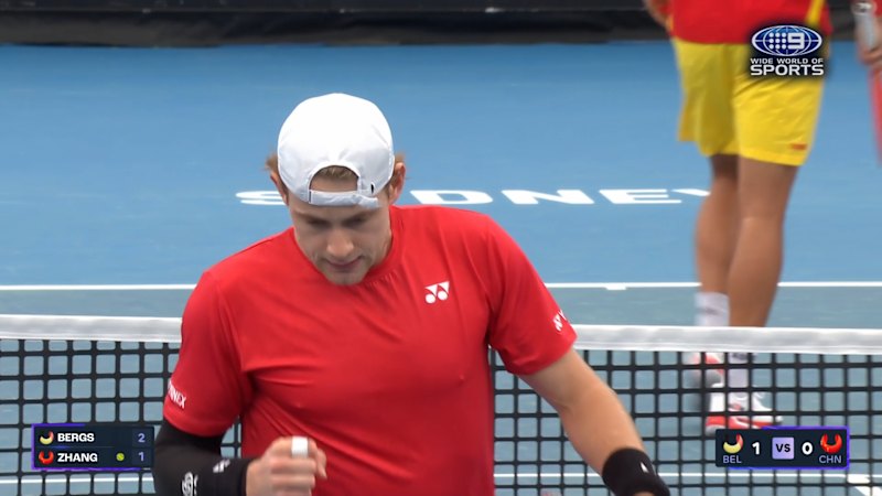 zizou-bergs-dominates-zhizhen-zhang-in-united-cup-opener