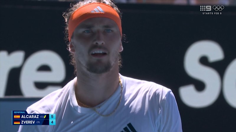 zverev-struggles-in-semi-final-concedes-first-set-to-alcaraz