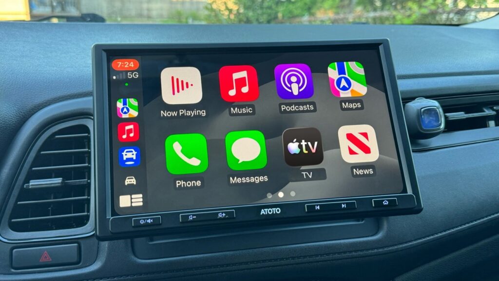 apple-integrates-ai-agents-into-carplay-with-new-update