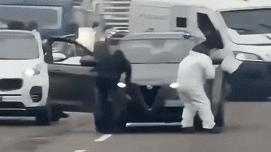armed-gang-executes-bold-cash-van-heist-on-italian-motorway