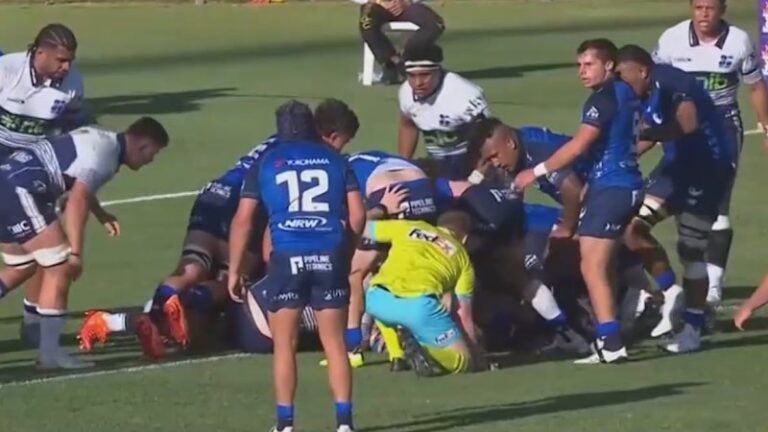 carlos-tizzano-scores-key-try-for-western-force-at-half-time