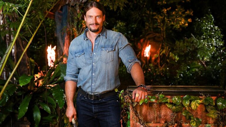 david-genat-addresses-controversy-over-hosting-australian-survivor