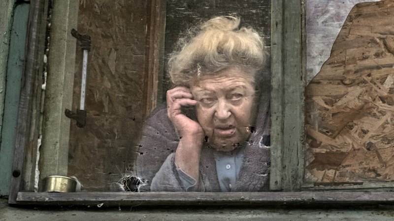 drones-turn-kherson-s-streets-into-a-battlefield-for-civilians