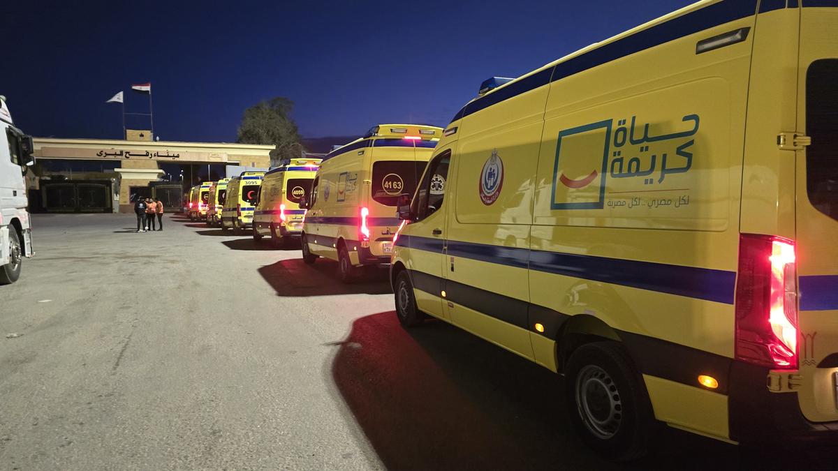 Medical teams await border opening at Rafah crossing