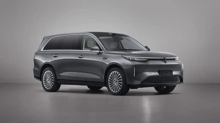 gwm-unveils-wey-v9x-a-5-3-metre-luxury-phev-suv