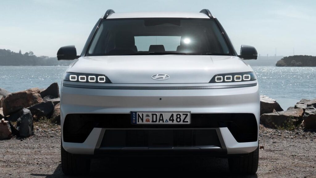 hyundai-unveils-affordable-2026-elexio-suv-model-for-australia