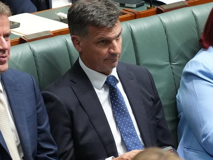 jakara-anthony-defends-olympic-title-as-scotty-james-seeks-gold