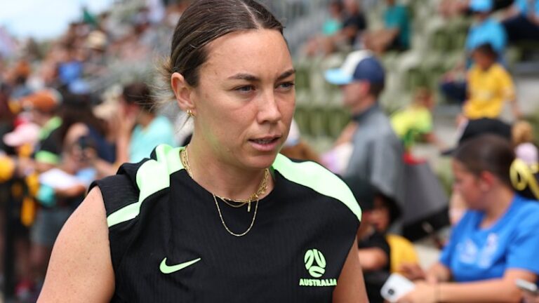 matildas-mackenzie-arnold-uncertain-for-asian-cup-opener