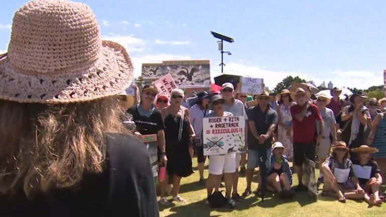 protesters-rally-against-217-5-million-wa-racetrack-project