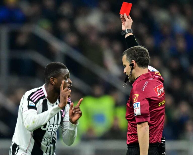 serie-a-referee-apologizes-for-controversial-kalulu-red-card