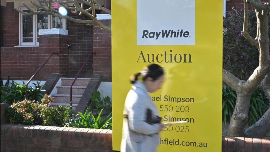 young-women-reassess-home-ownership-amid-rising-costs