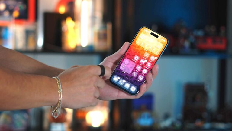 apple-rejects-initial-flip-design-for-foldable-iphone