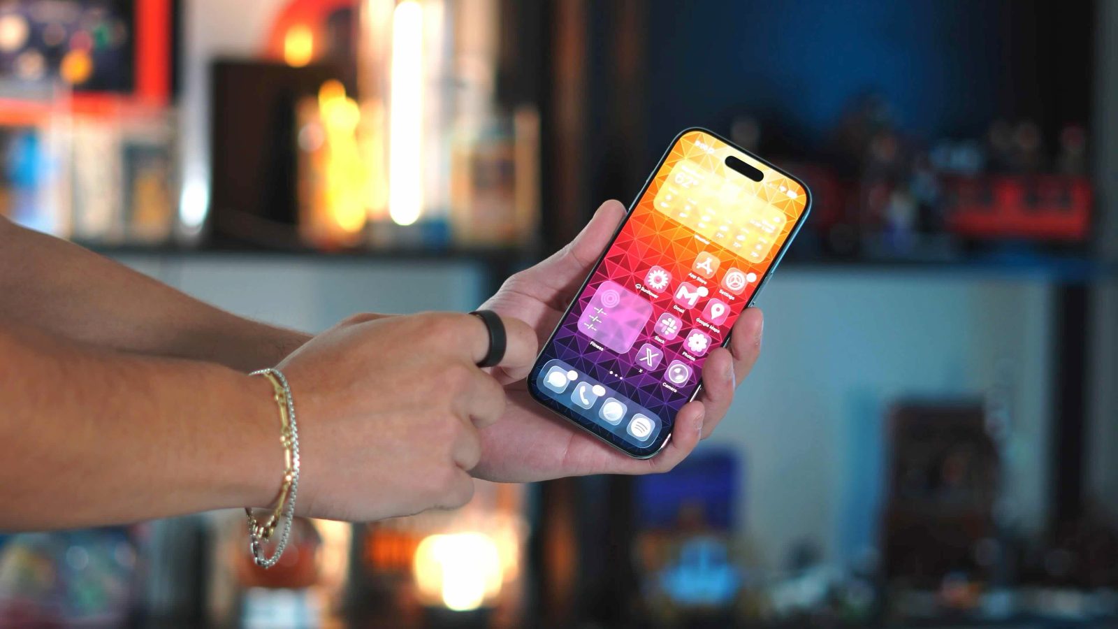 apple-rejects-initial-flip-design-for-foldable-iphone