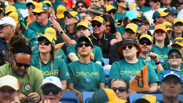 australia-gasps-as-piastri-crashes-russell-s-bold-prediction-fulfills