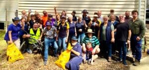 community-unites-to-clean-up-emerald-in-successful-sunday-effort