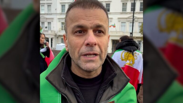 iranians-demand-regime-change-amid-growing-discontent