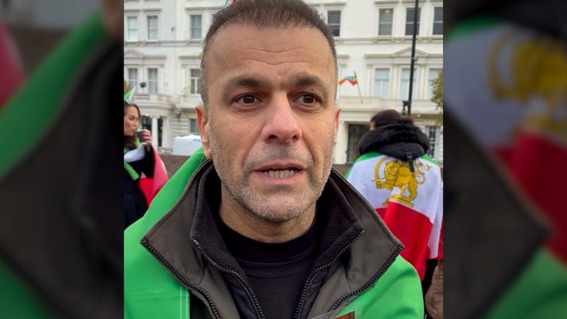 iranians-demand-regime-change-amid-growing-discontent