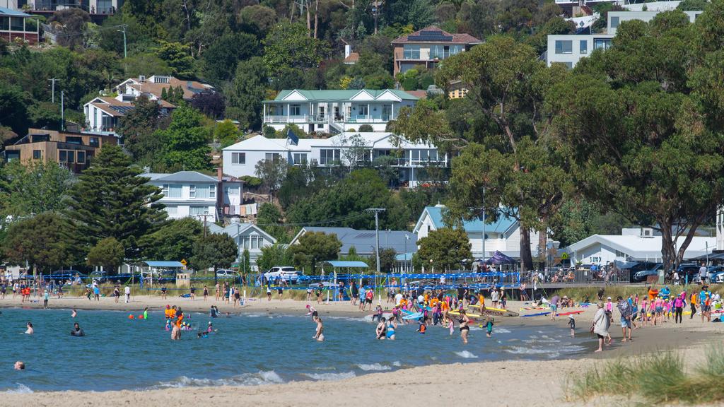 kingston-beach-leads-hobart-s-real-estate-surge-with-32-growth