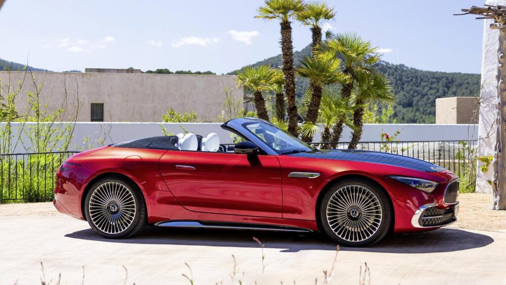 mercedes-maybach-sl680-luxury-roadster-launches-in-australia