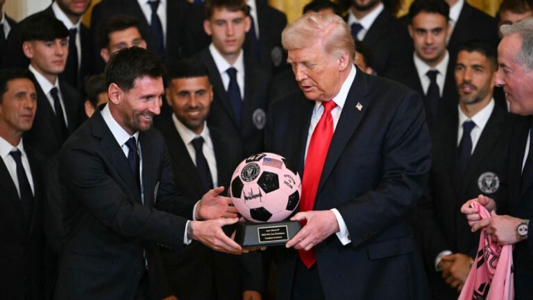 messi-celebrates-mls-cup-victory-with-trump-at-white-house