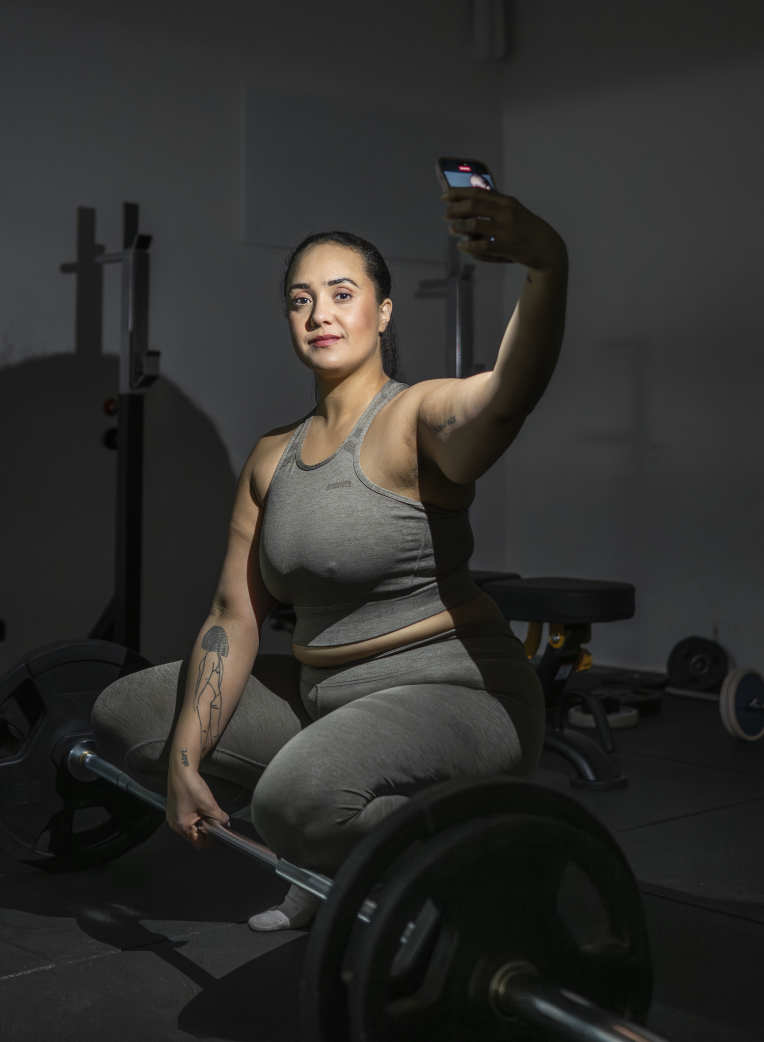 nikki-sva-rdse-n-challenges-body-image-norms-through-instagram