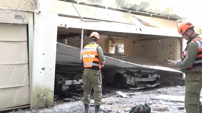 us-and-israel-strike-key-iranian-sites-death-toll-nears-800