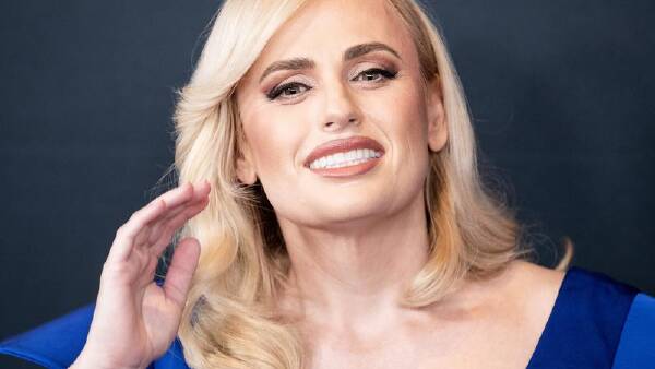 war-of-the-worlds-and-wilson-shine-at-the-2025-razzie-awards